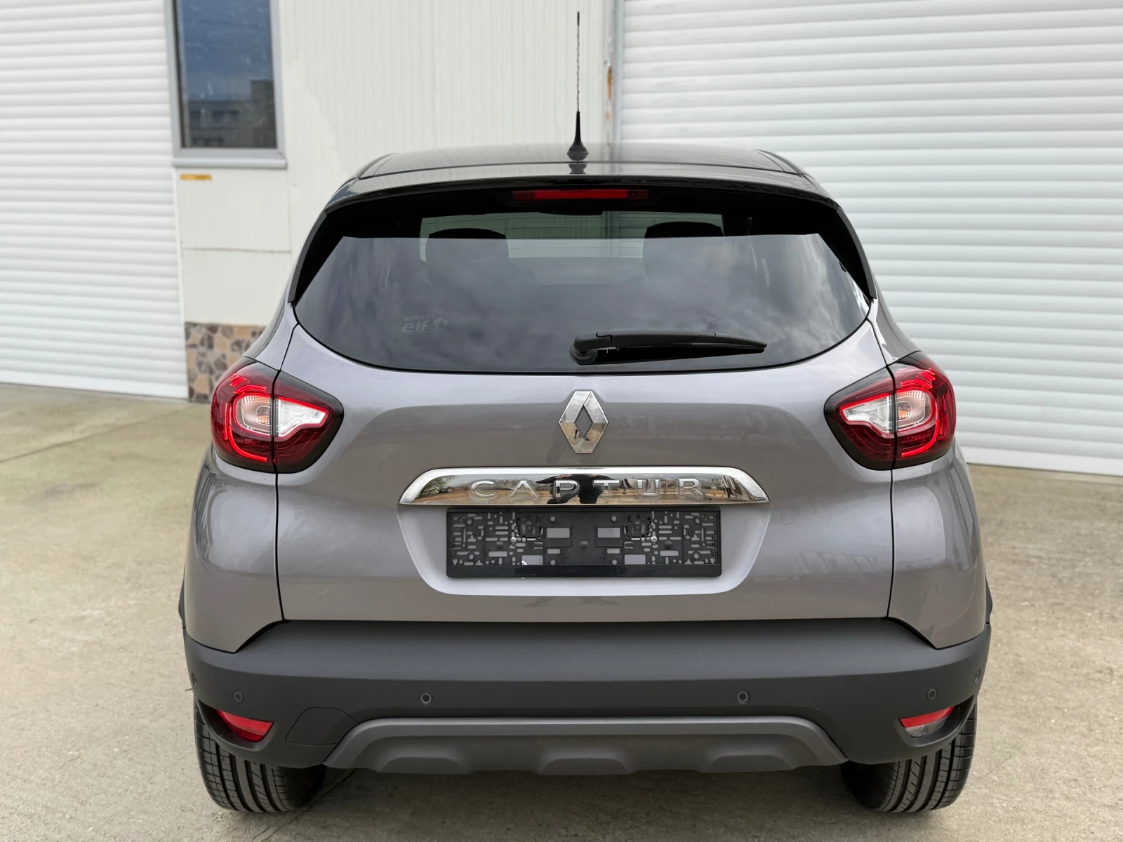 Renault Captur 1.5dCi Bose* Full Led* Camera* Key less* Euro 6, снимка 14 - Автомобили и джипове - 53360484