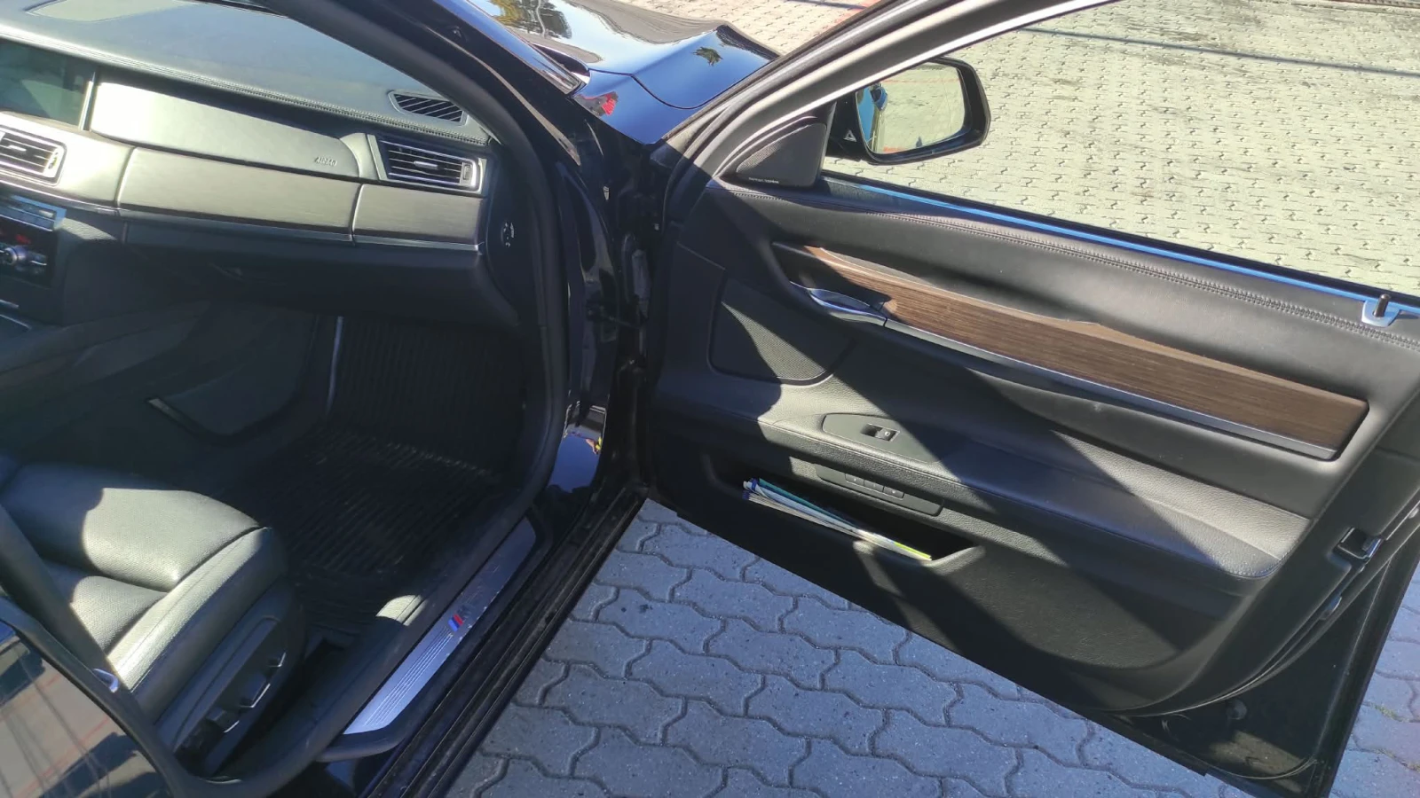 BMW 740 xDrive, снимка 7 - Автомобили и джипове - 55986514