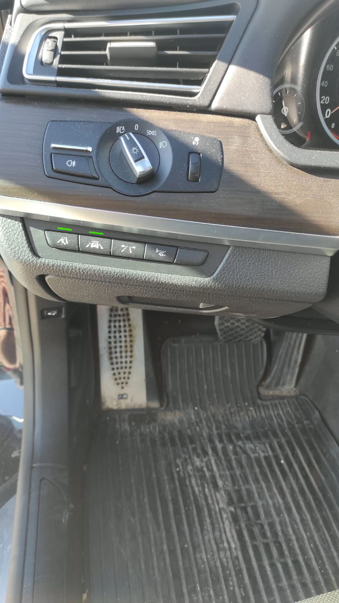 BMW 740 xDrive, снимка 10 - Автомобили и джипове - 55986514