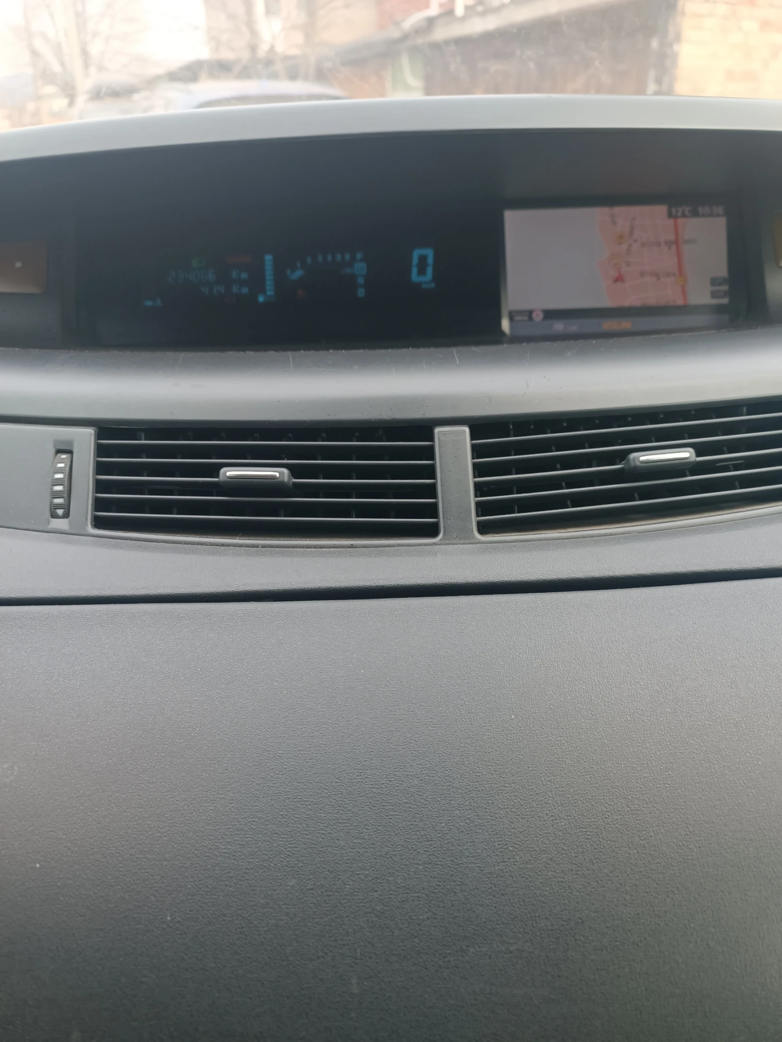 Renault Espace, снимка 15 - Автомобили и джипове - 53751550