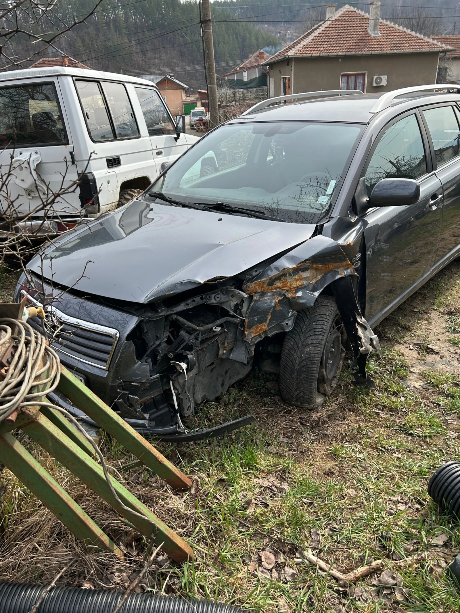 Toyota Avensis | Mobile.bg � ����������� 2