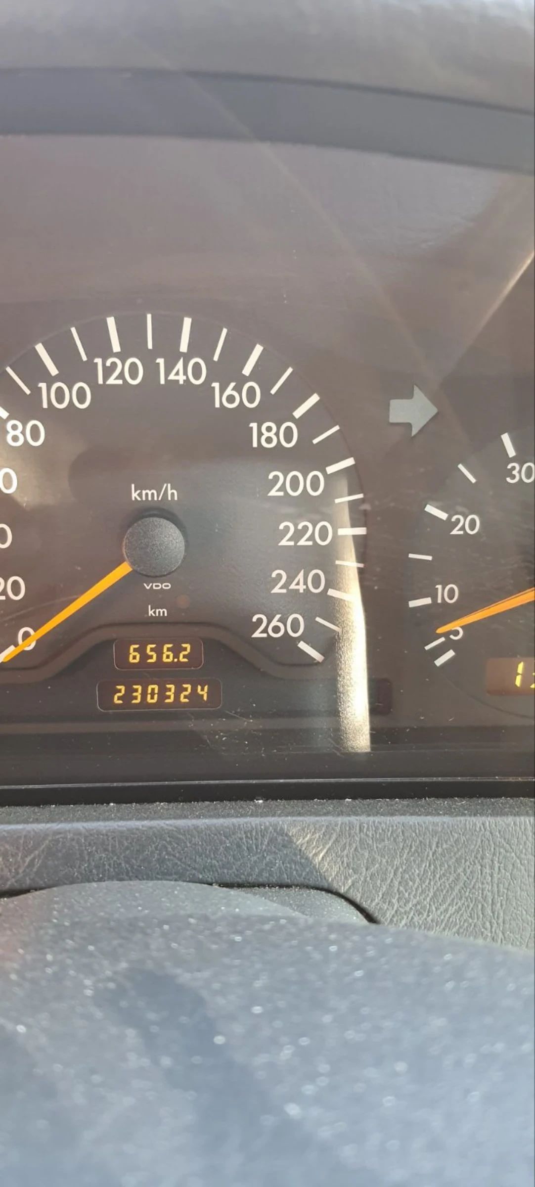 Mercedes-Benz C 280, снимка 11 - Автомобили и джипове - 53769733