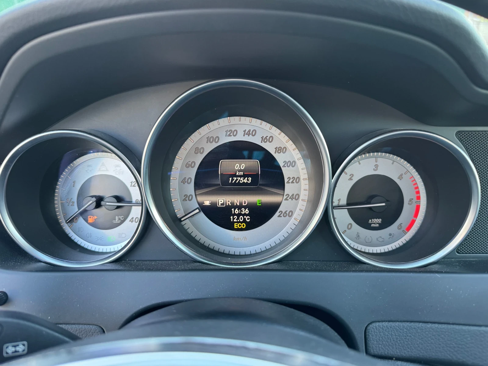 Mercedes-Benz C 250 Avangarde 4х4 Автоматик Германия ТЮФ, снимка 14 - Автомобили и джипове - 53830241