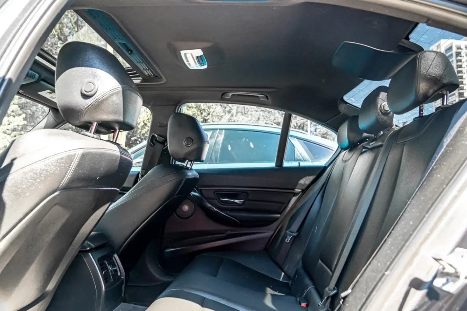 BMW 335 335i xDrive, снимка 10 - Автомобили и джипове - 53986494