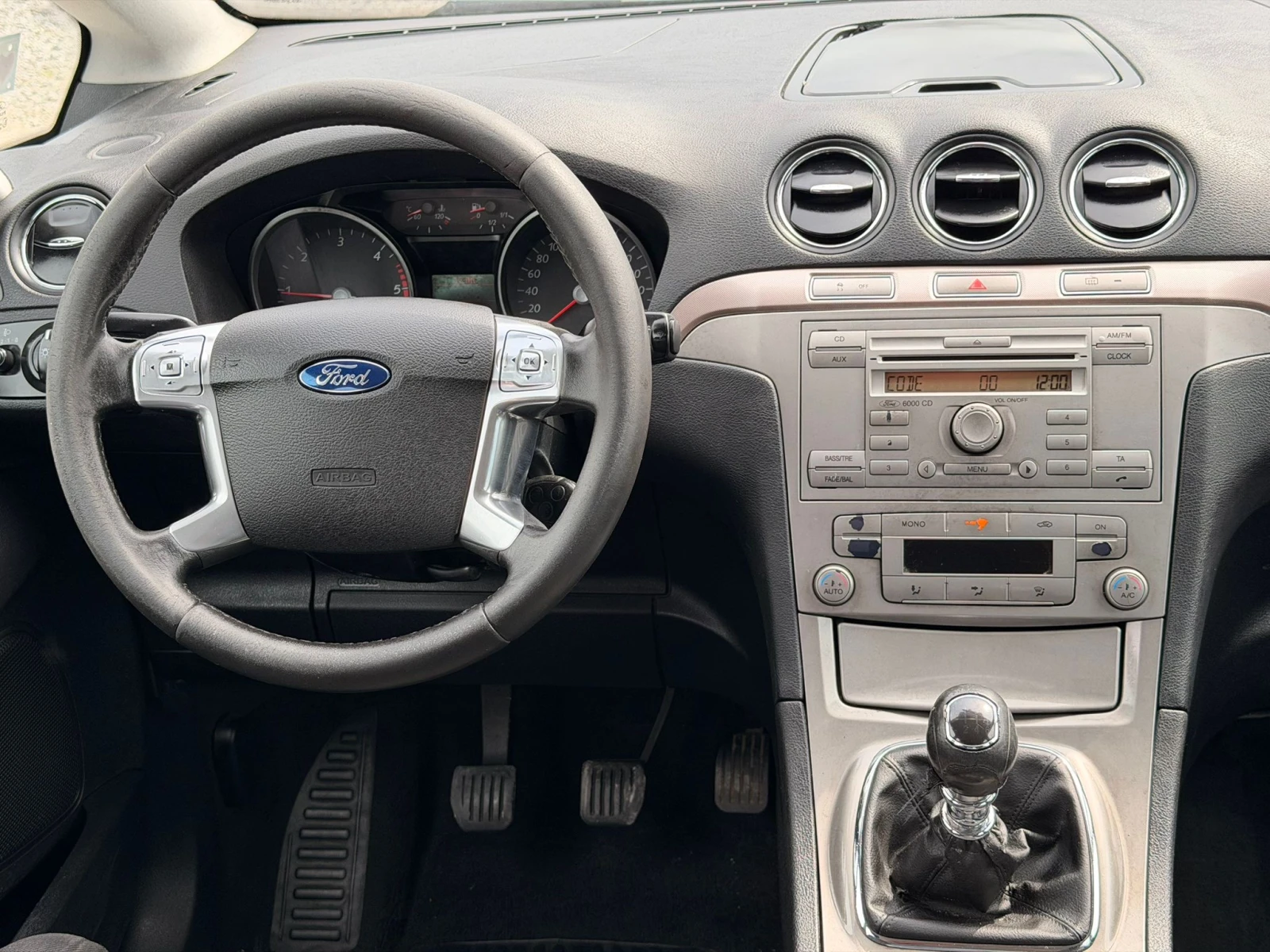 Ford S-Max 1.8CDTI, снимка 12 - Автомобили и джипове - 54357317