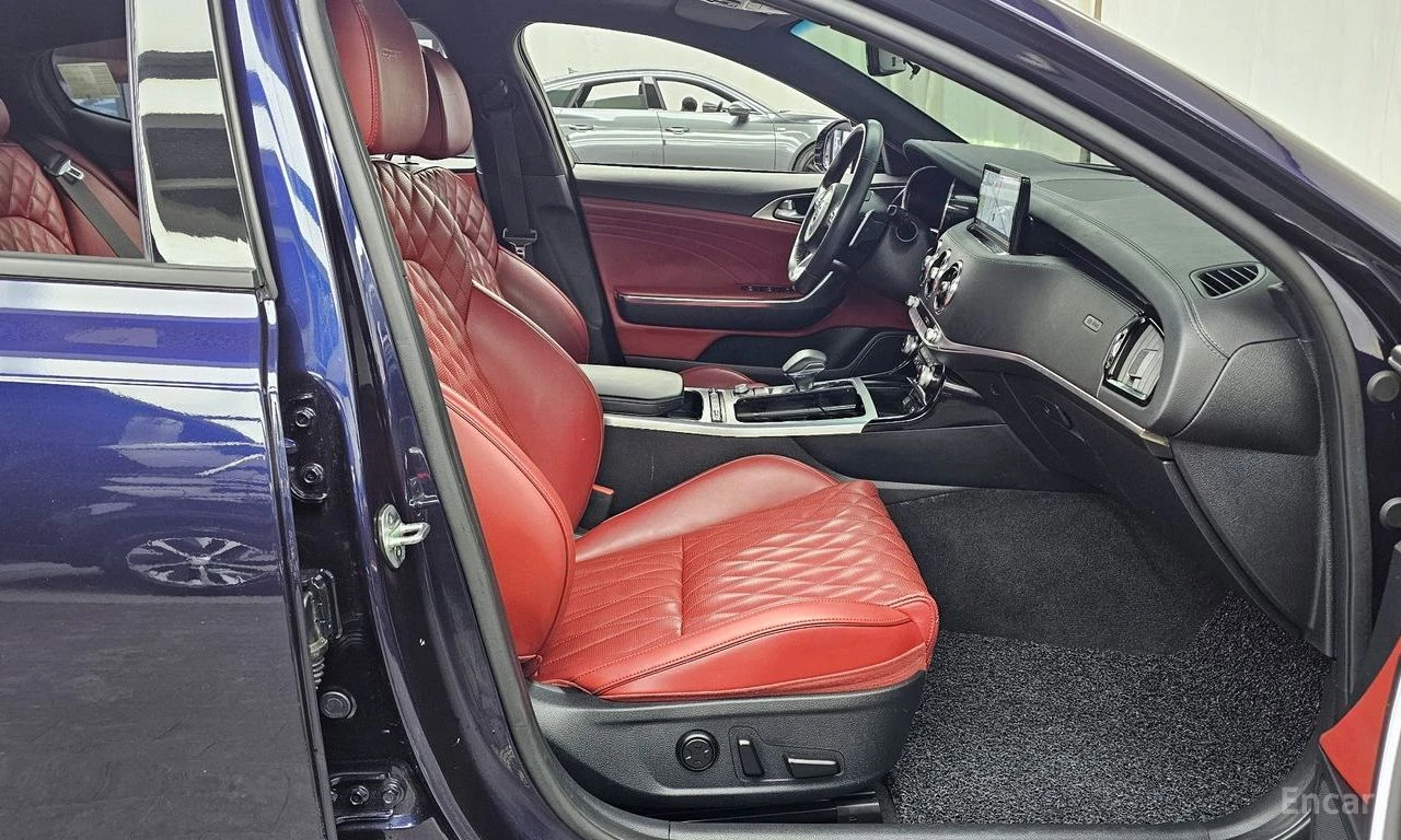 Kia Stinger 3.3* GT MASTERS* HEAD-UP* 360 КАМЕРИ* ОБДУХ* ПАНО, снимка 9 - Автомобили и джипове - 54458989