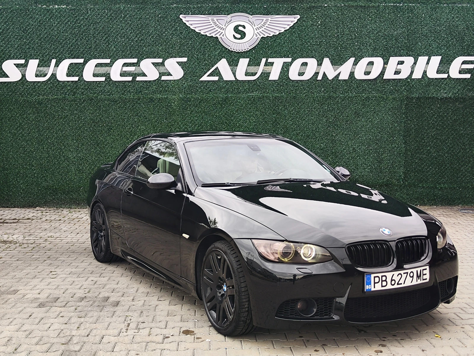 BMW 320 NAVI* FACE* BLACKSERIES* LIZING, снимка 2 - Автомобили и джипове - 54610694