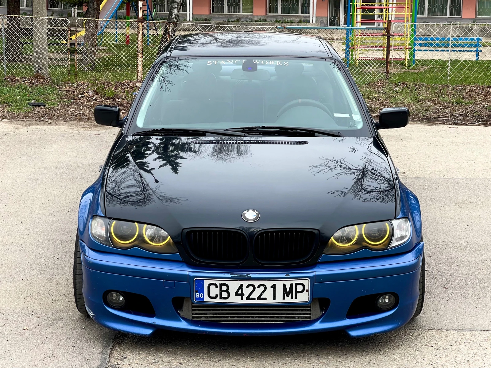 BMW 330 Street