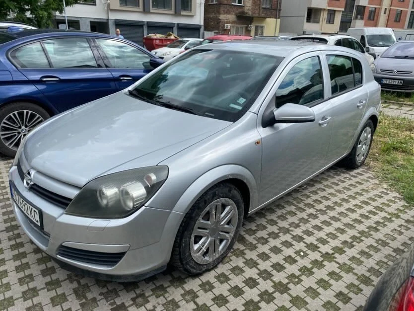 Opel Astra, снимка 3 - Автомобили и джипове - 54867782
