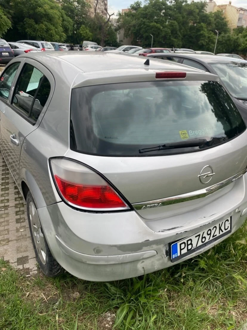 Opel Astra, снимка 5 - Автомобили и джипове - 54867782