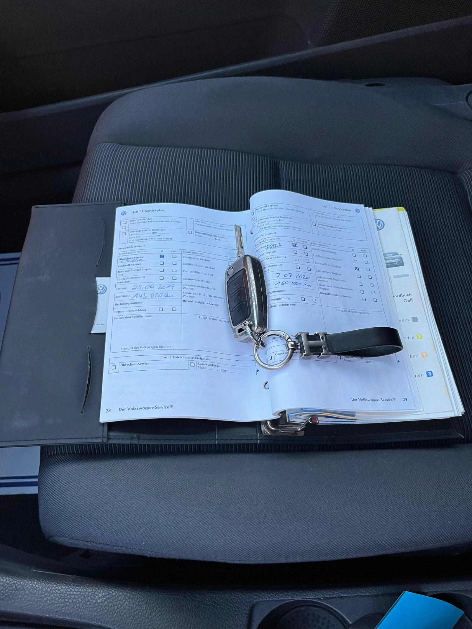 VW Golf 1.9 TDI , снимка 13 - Автомобили и джипове - 55162794