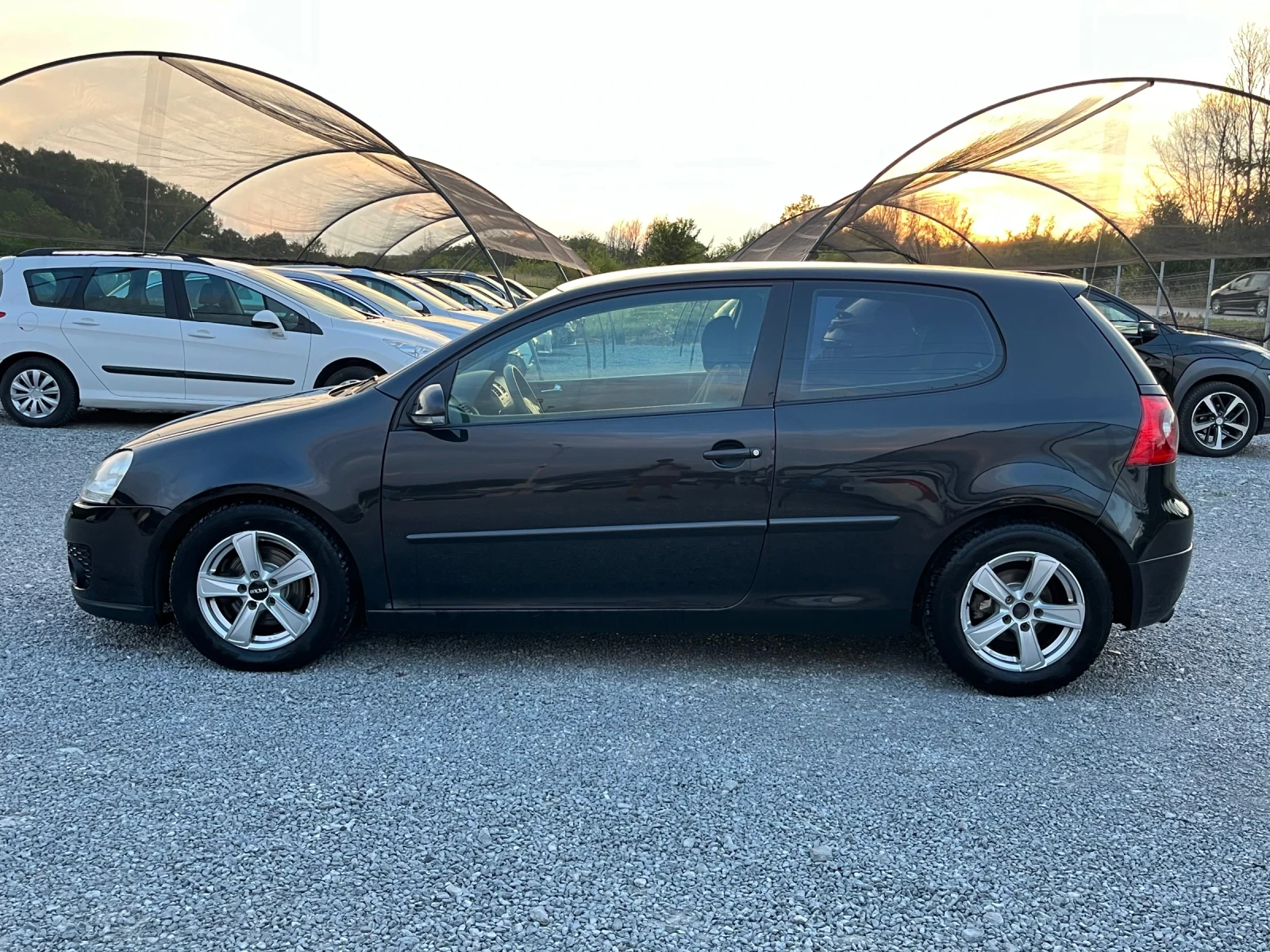 VW Golf 1.9 TDI , снимка 3 - Автомобили и джипове - 55162794