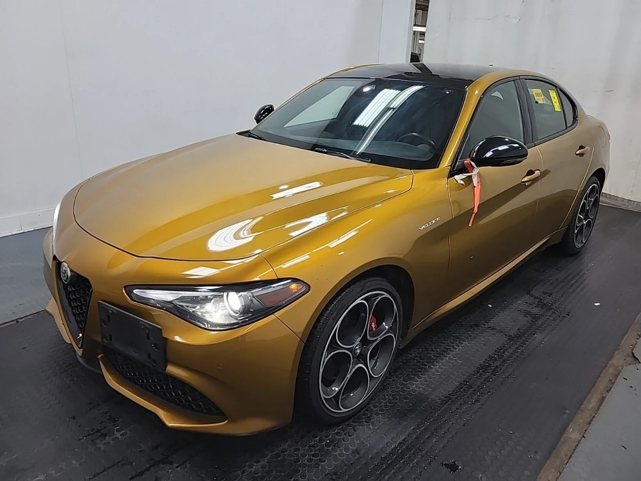 Alfa Romeo Giulia Veloce AWD| Sport Package| ACC| Full Safety | Mobile.bg � ����������� 3