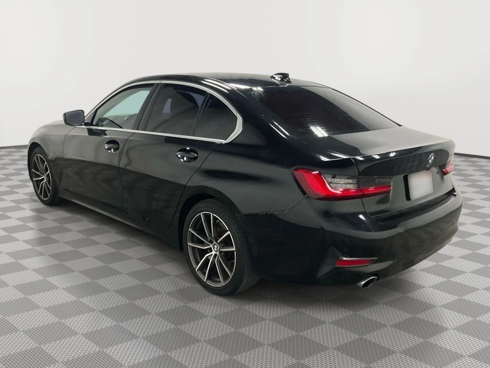 BMW 330 * CARFAX* ОПЦИЯ ЗА ФИНАНСИРАНЕ* , снимка 2 - Автомобили и джипове - 55530511