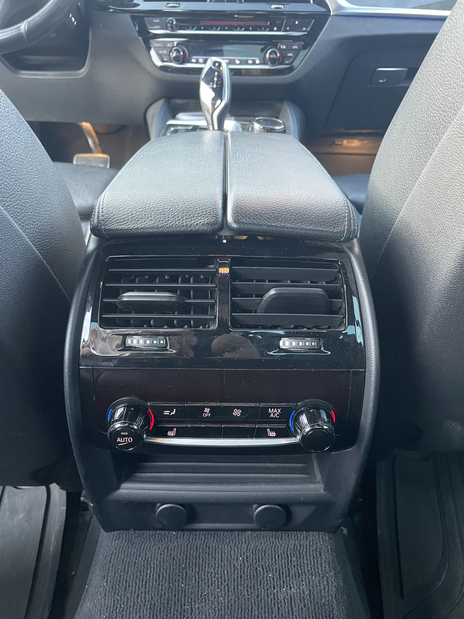 BMW 530 M-PACK, снимка 12 - Автомобили и джипове - 55679282