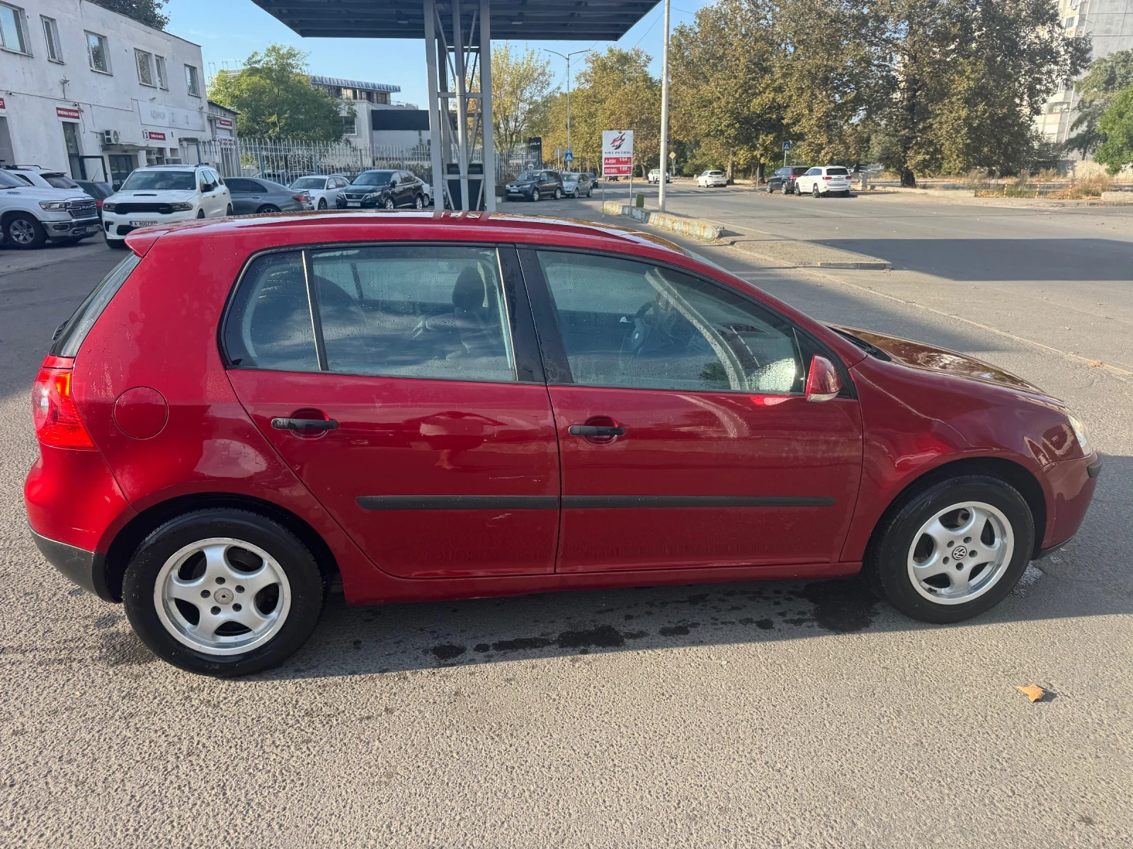 VW Golf 1.4 i, снимка 7 - Автомобили и джипове - 56166260