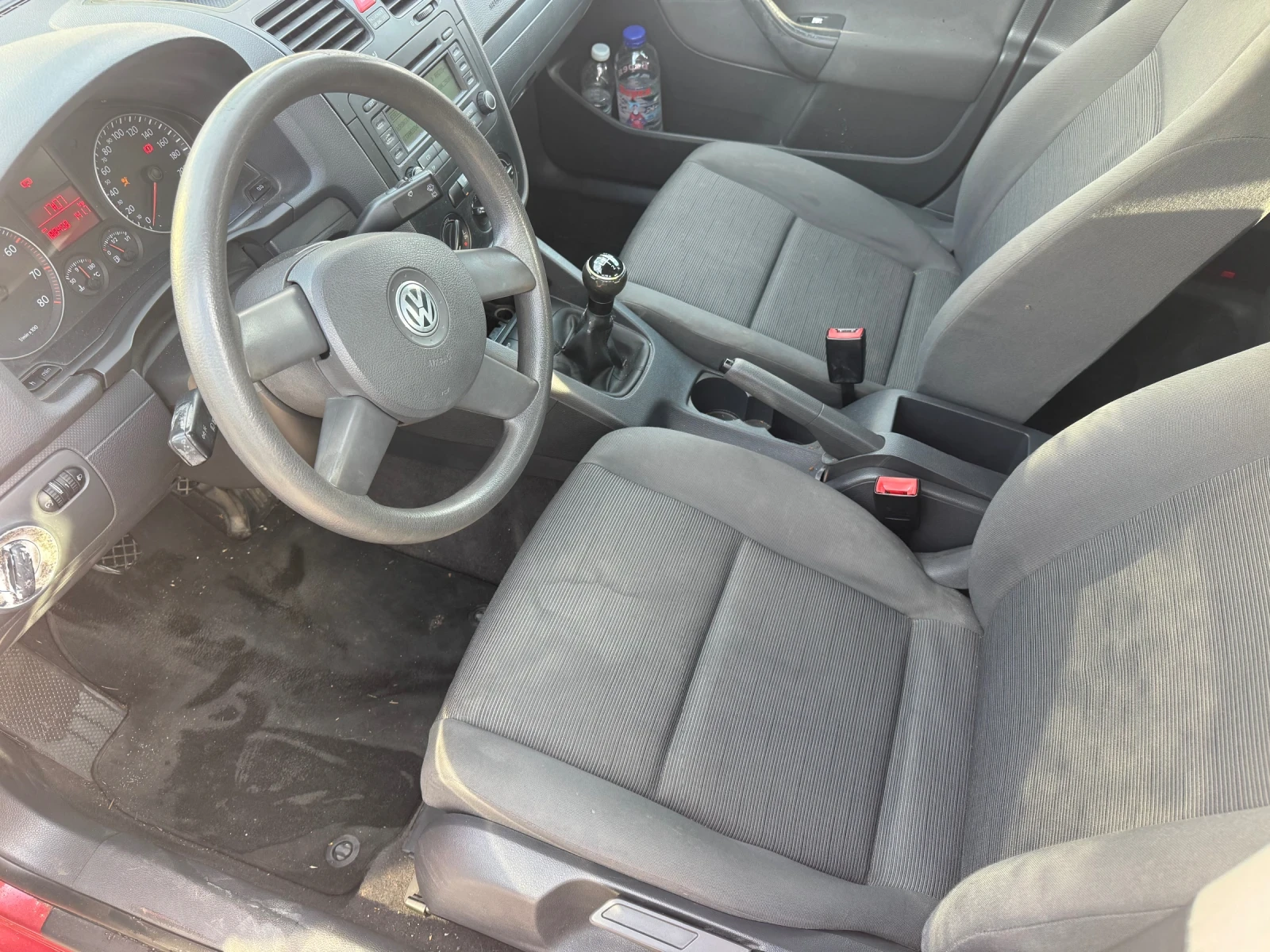VW Golf 1.4 i, снимка 9 - Автомобили и джипове - 56166260