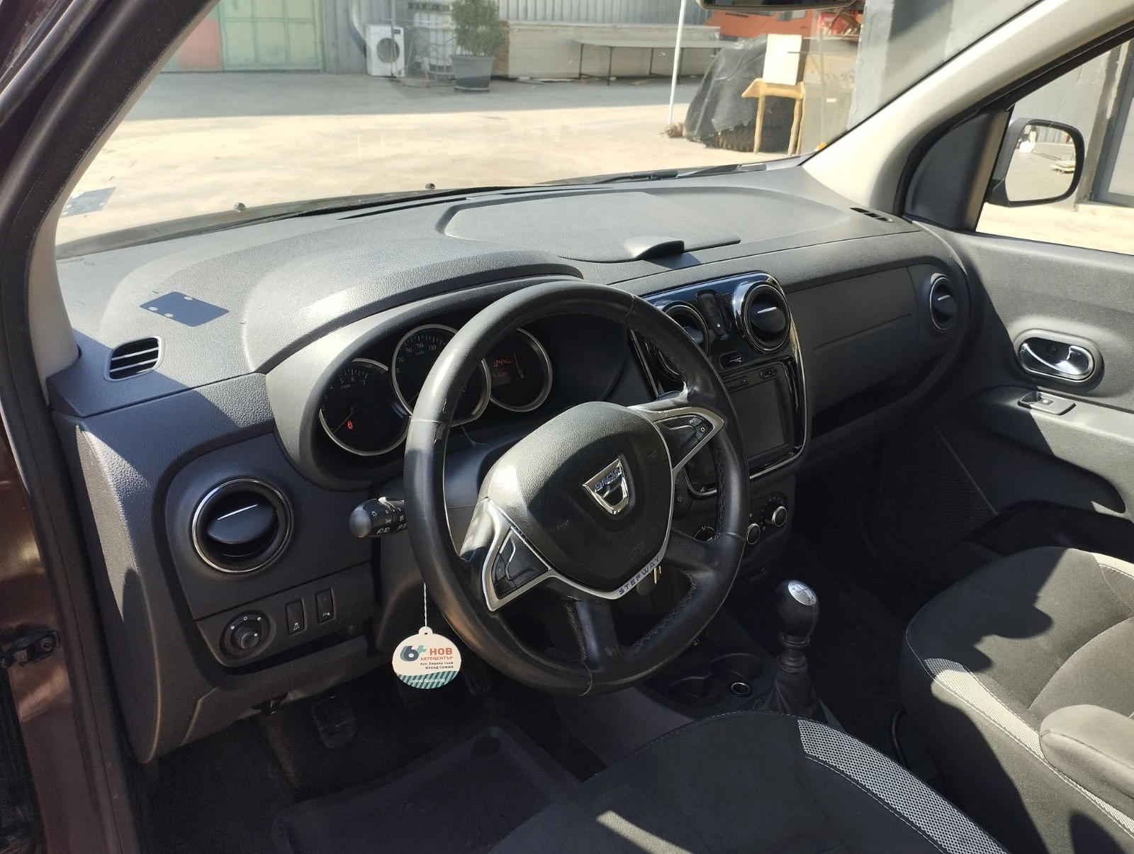 Dacia Lodgy Dacia Lodgy Stepway 1.5 dCi 110 к.с., 2017, снимка 7 - Автомобили и джипове - 56283142
