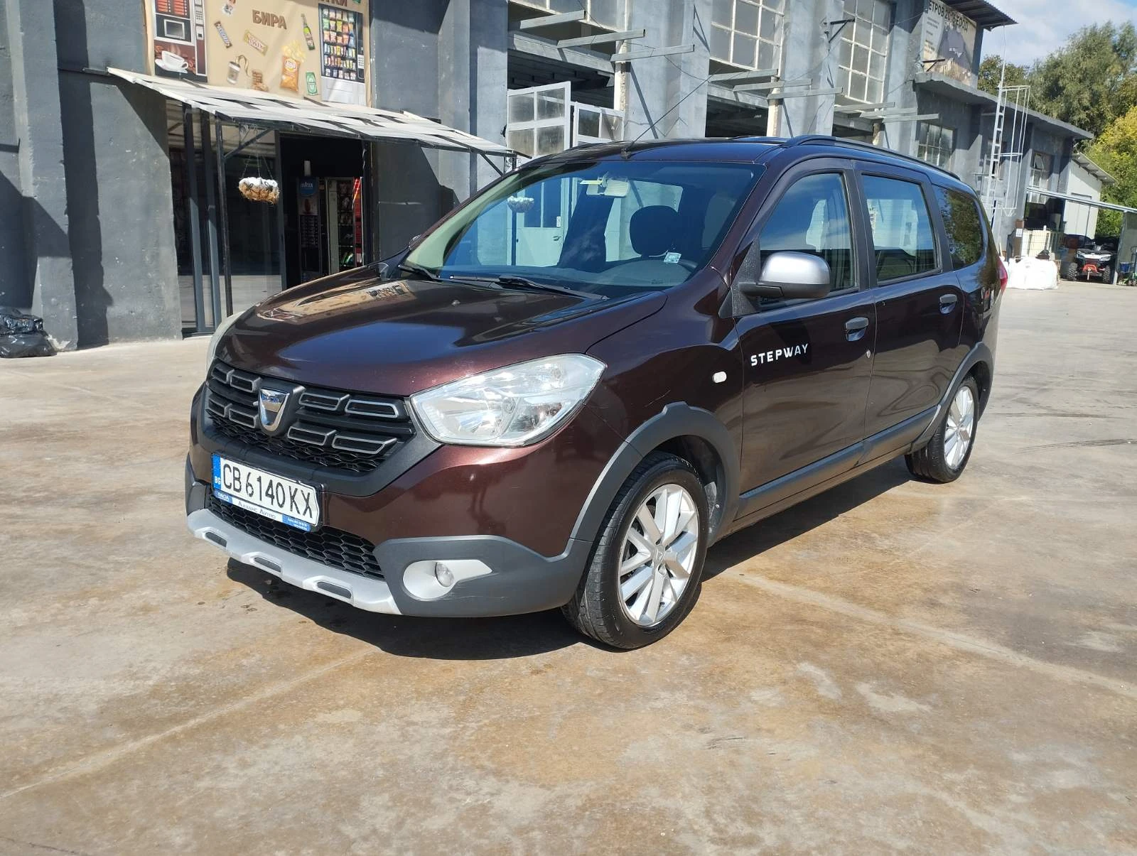 Dacia Lodgy Dacia Lodgy Stepway 1.5 dCi 110 к.с., 2017