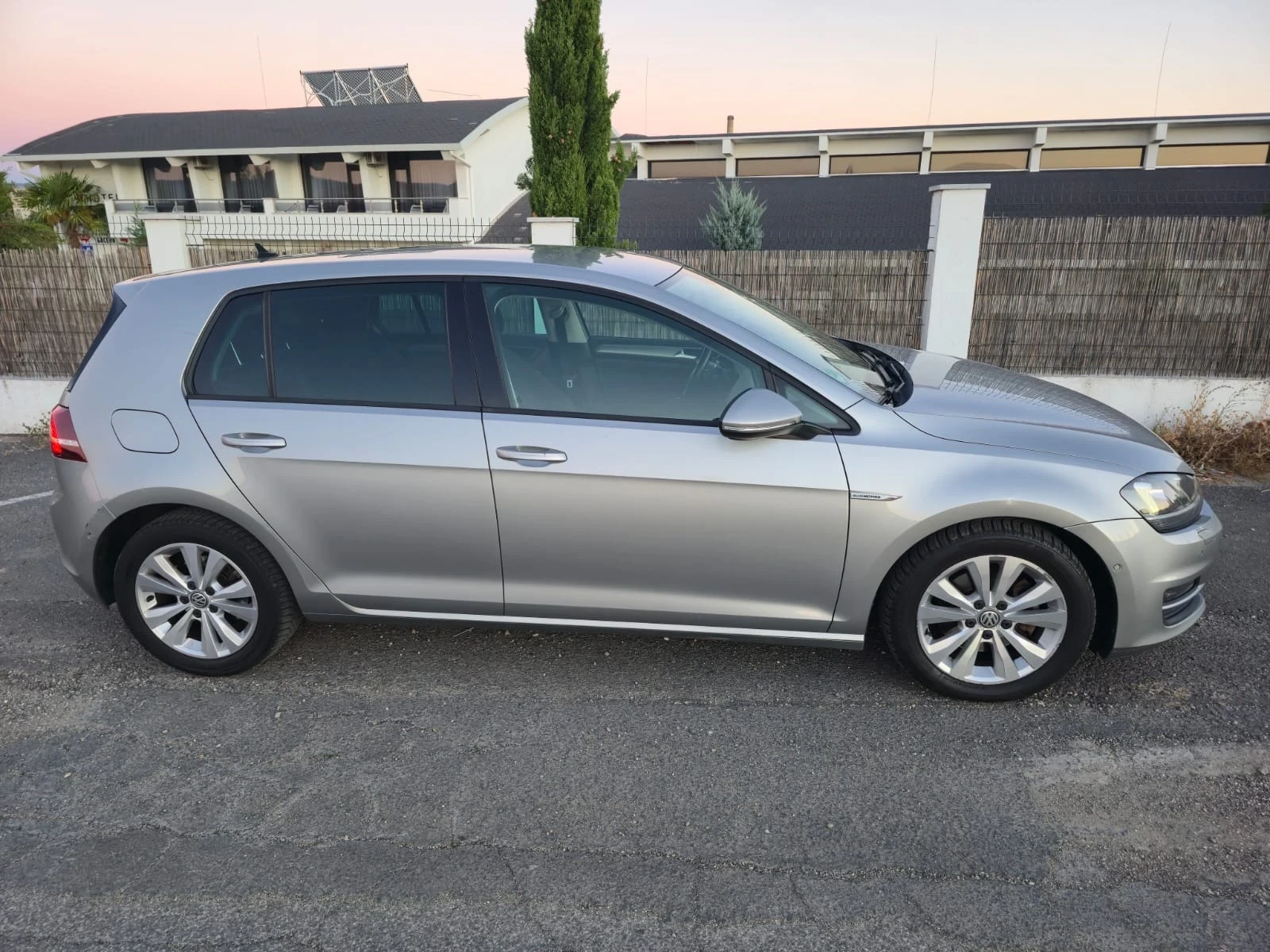 VW Golf 1.6 TDI -110k.c, снимка 8 - Автомобили и джипове - 56359800