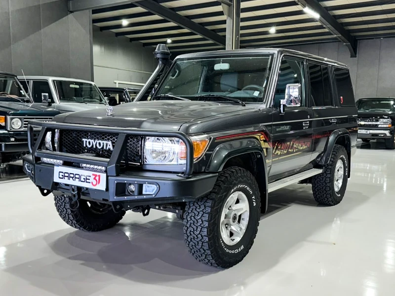 Toyota Land cruiser 4, 0 V6, снимка 3 - Автомобили и джипове - 52400899
