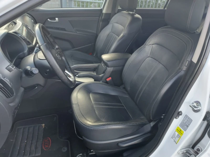 Kia Sportage 2.0CDRI/184КС/ОЧАКВАН ВНОС/137700КМ/FULL!/, снимка 13 - Автомобили и джипове - 52704438