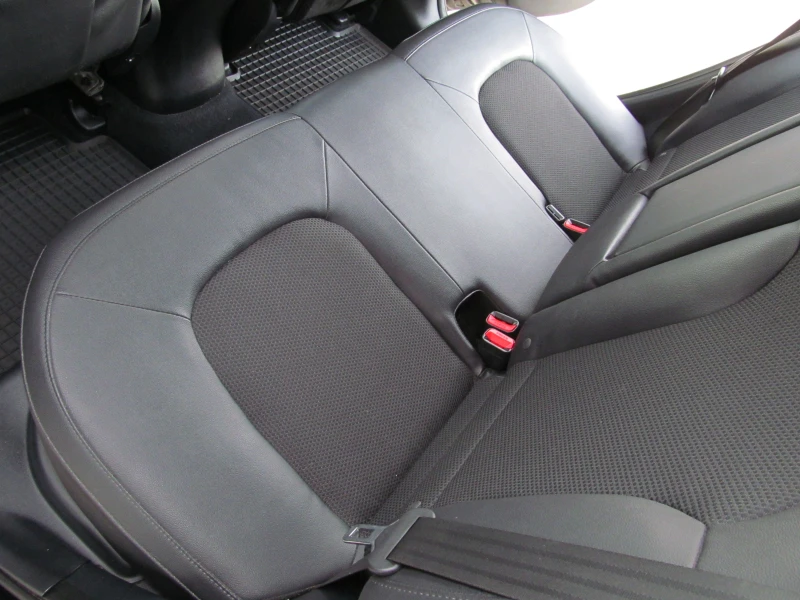 Hyundai IX35 2.0D/PREMIUM/EURO5B/FACE-LIFT/ТОП СЪСТОЯНИЕ, снимка 12 - Автомобили и джипове - 52837361