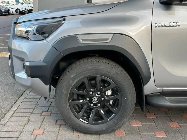 Toyota Hilux 2.8 D-4D/INVINCIBLE/DOUBLE CAB/JBL/360/ - изображение 4