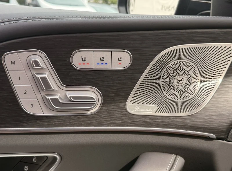 Mercedes-Benz GLE 63 S AMG  4Matic+ Ceramic, снимка 10 - Автомобили и джипове - 55928144