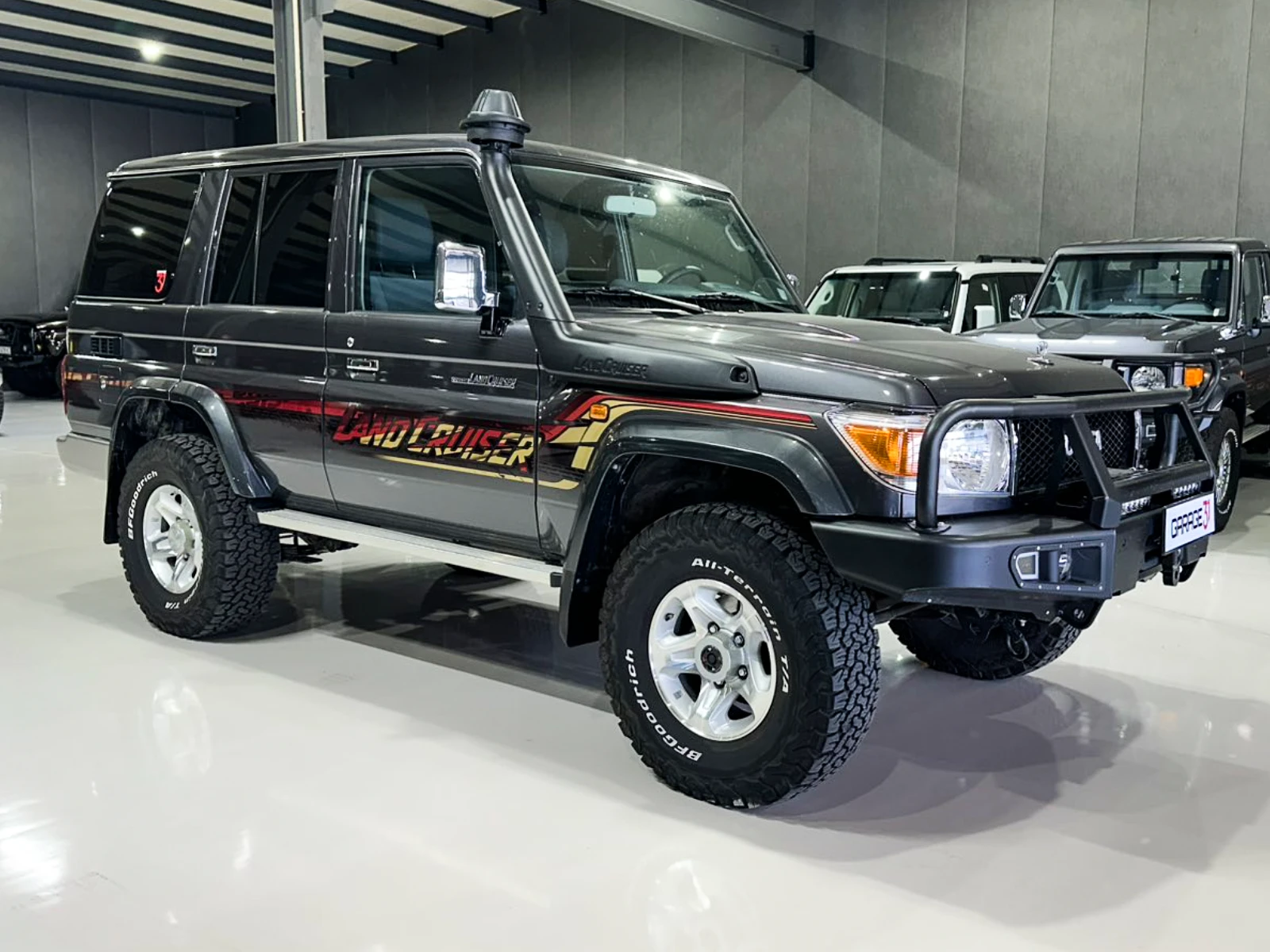 Toyota Land cruiser 4, 0 V6, снимка 1