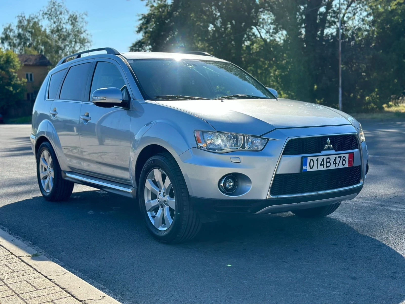 Mitsubishi Outlander 2, 2Di-D 177к.c.4X4 FACELIFT НОВ ВНОС - изображение 4