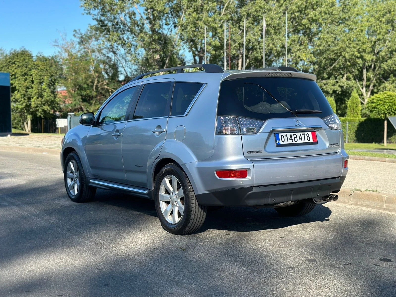 Mitsubishi Outlander 2, 2Di-D 177к.c.4X4 FACELIFT НОВ ВНОС - изображение 5