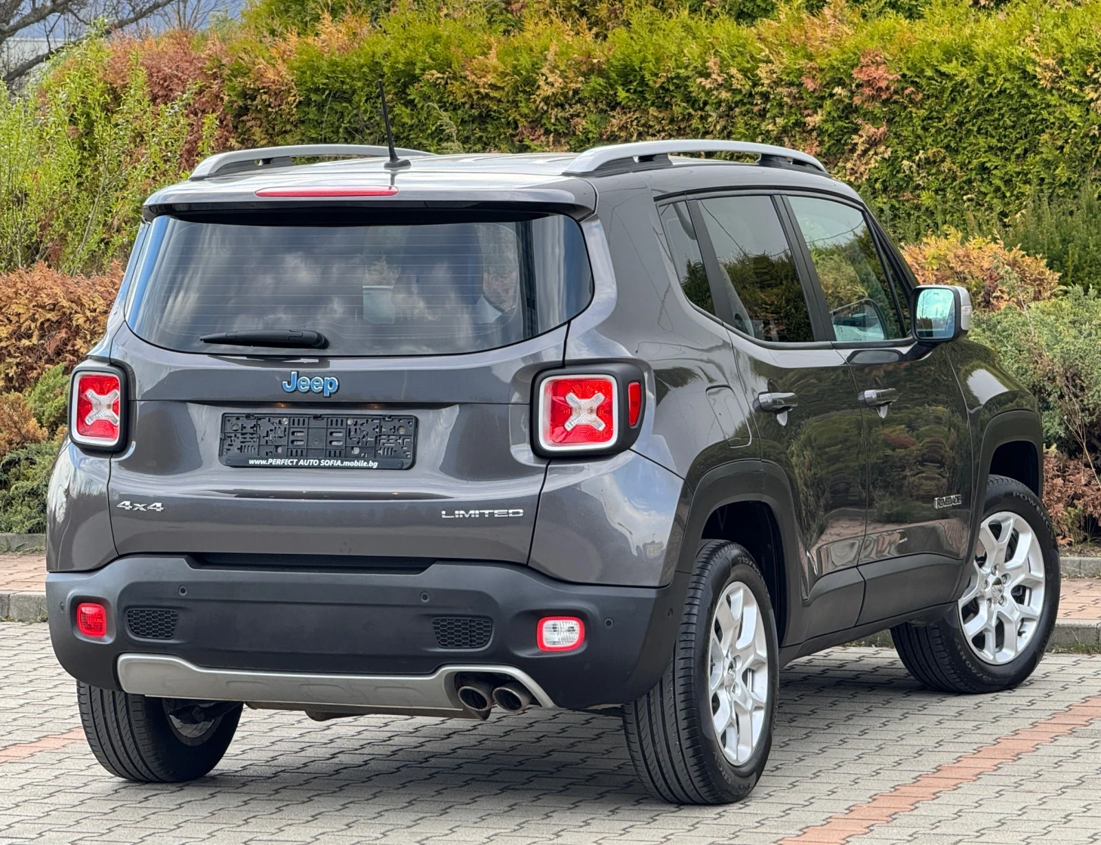 Jeep Renegade 2.0D-AWD-4X4-АВТОМАТ-НАВИ-ОТЛИЧНА-ТОП СЪСТОЯНИЕ - изображение 5