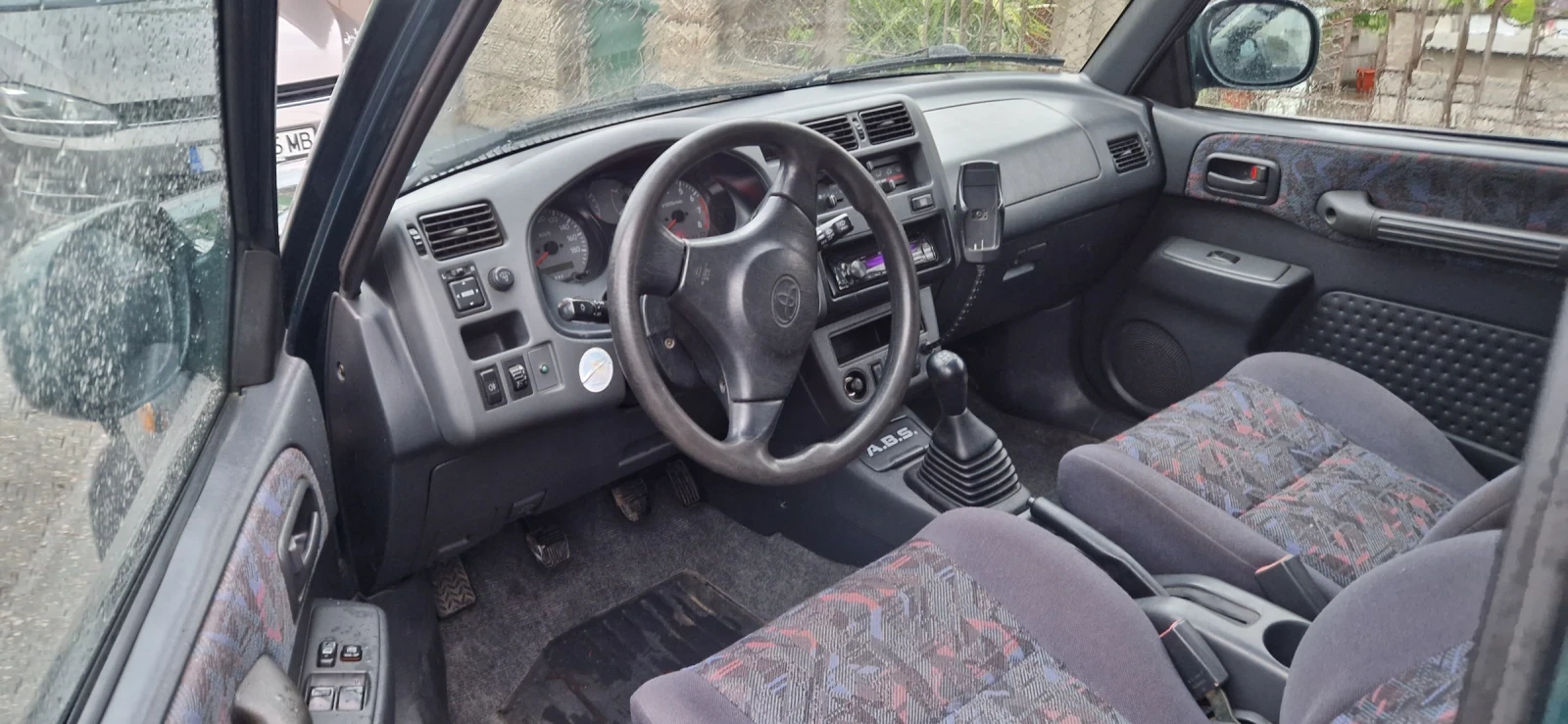 Toyota Rav4 2.0 i 128 к.с. 4х4 - изображение 5