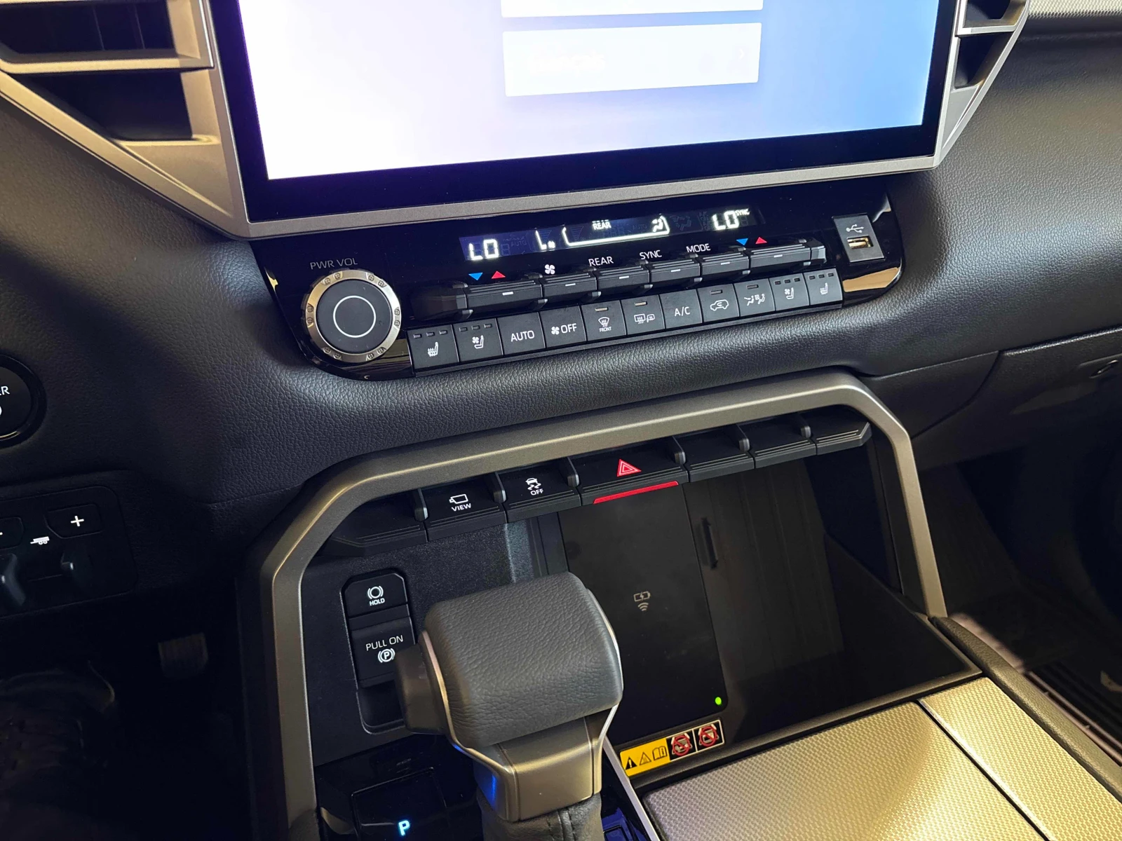 Toyota Sequoia * CARFAX *    | Mobile.bg   10