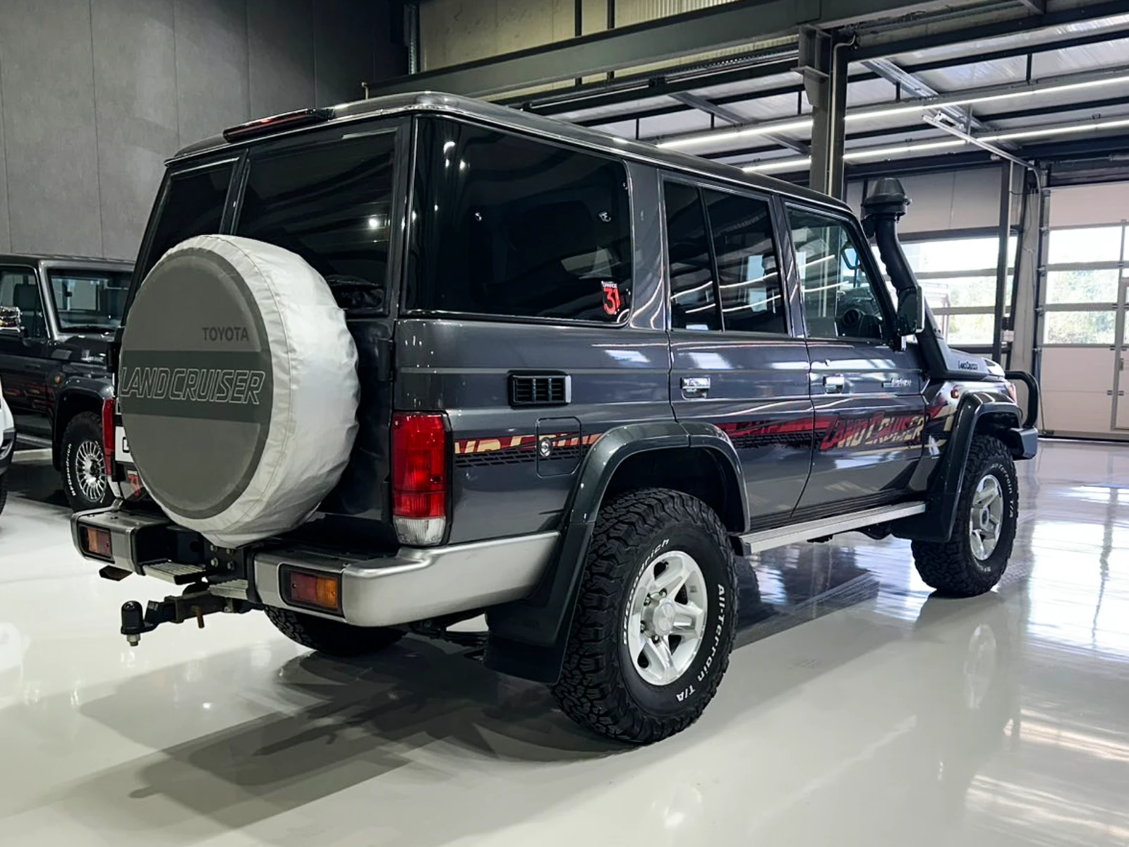 Toyota Land cruiser 4, 0 V6 | Mobile.bg   8