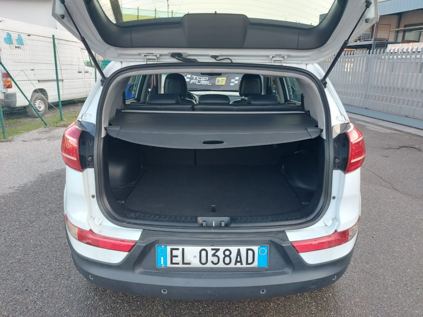 Kia Sportage 2.0CDRI/184/ /137700/FULL!/ | Mobile.bg   11