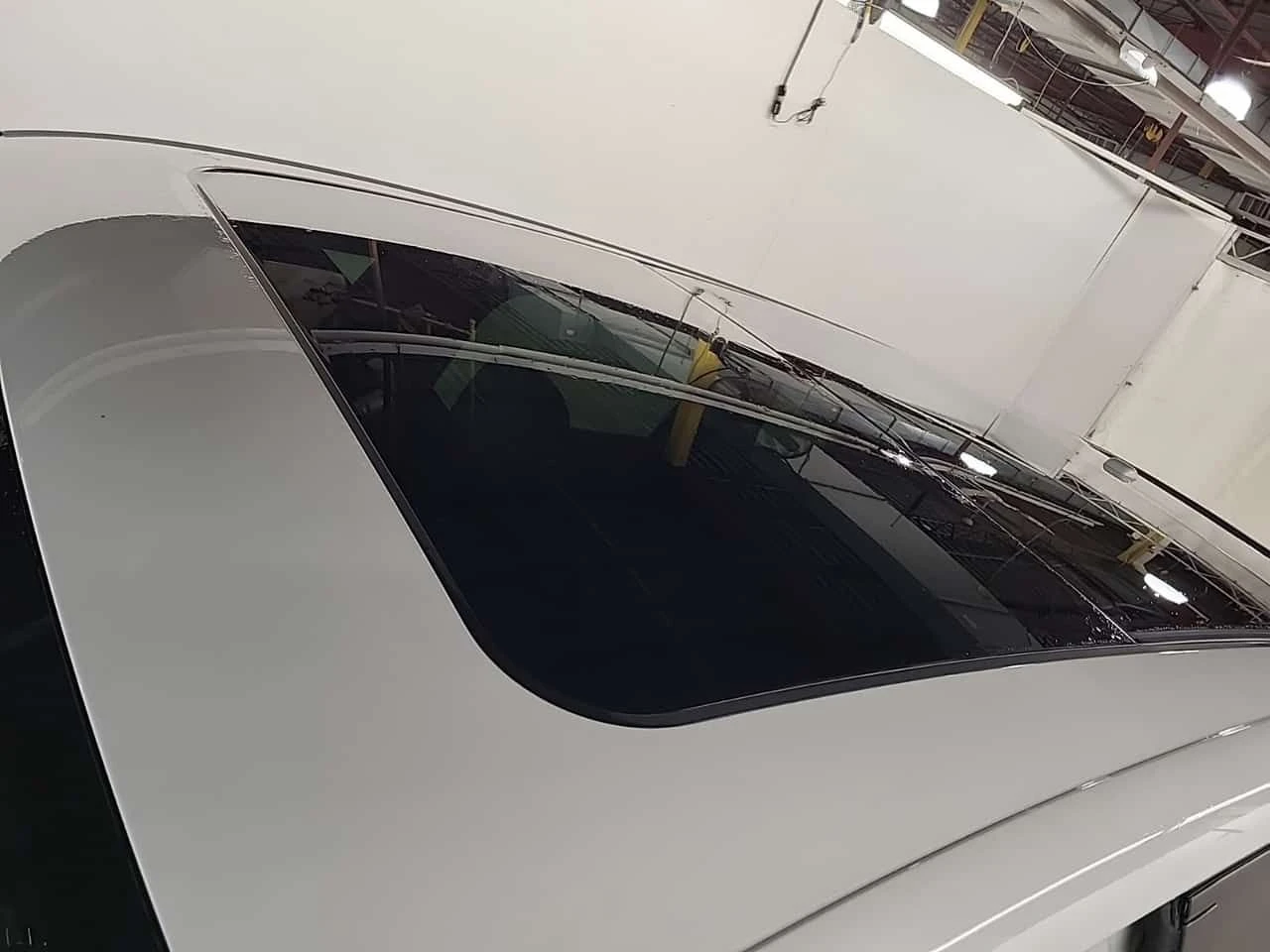 Porsche Cayenne S E-Hybrid AWD | PANO | KEYLESS | 2 КЛЮЧА - изображение 8