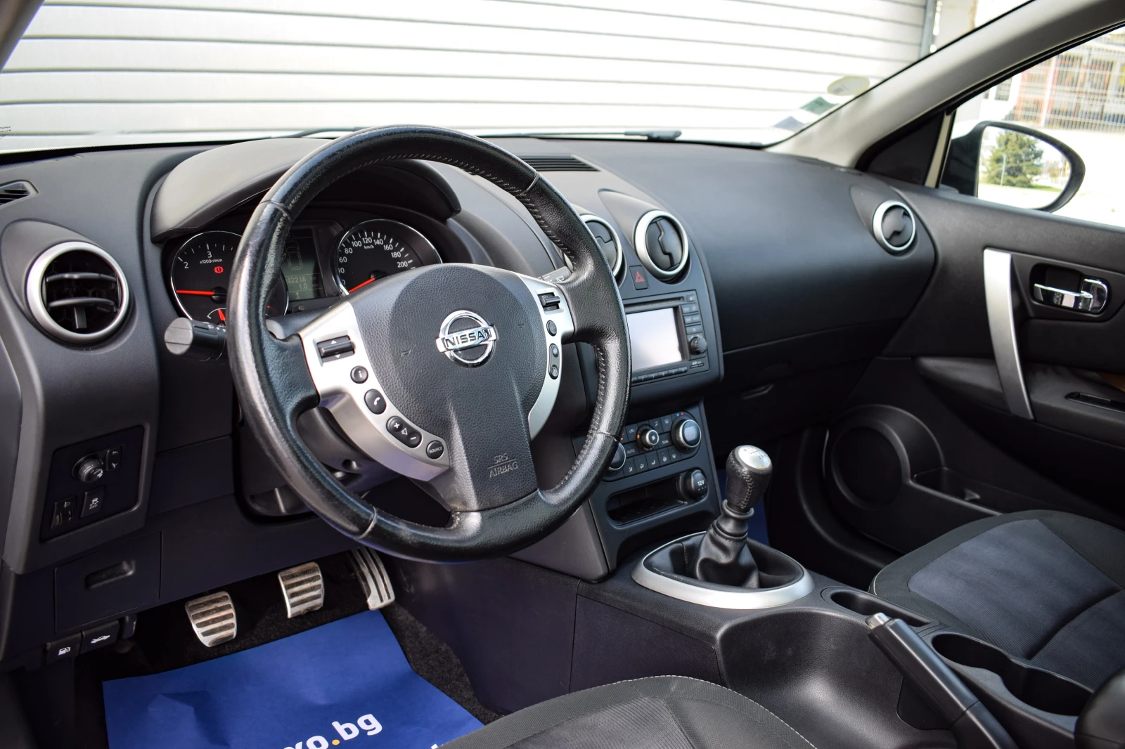 Nissan Qashqai 1.5DCI 110k.c. FACELIFT / ПАНОРАМА, снимка 7 - Автомобили и джипове - 54020447