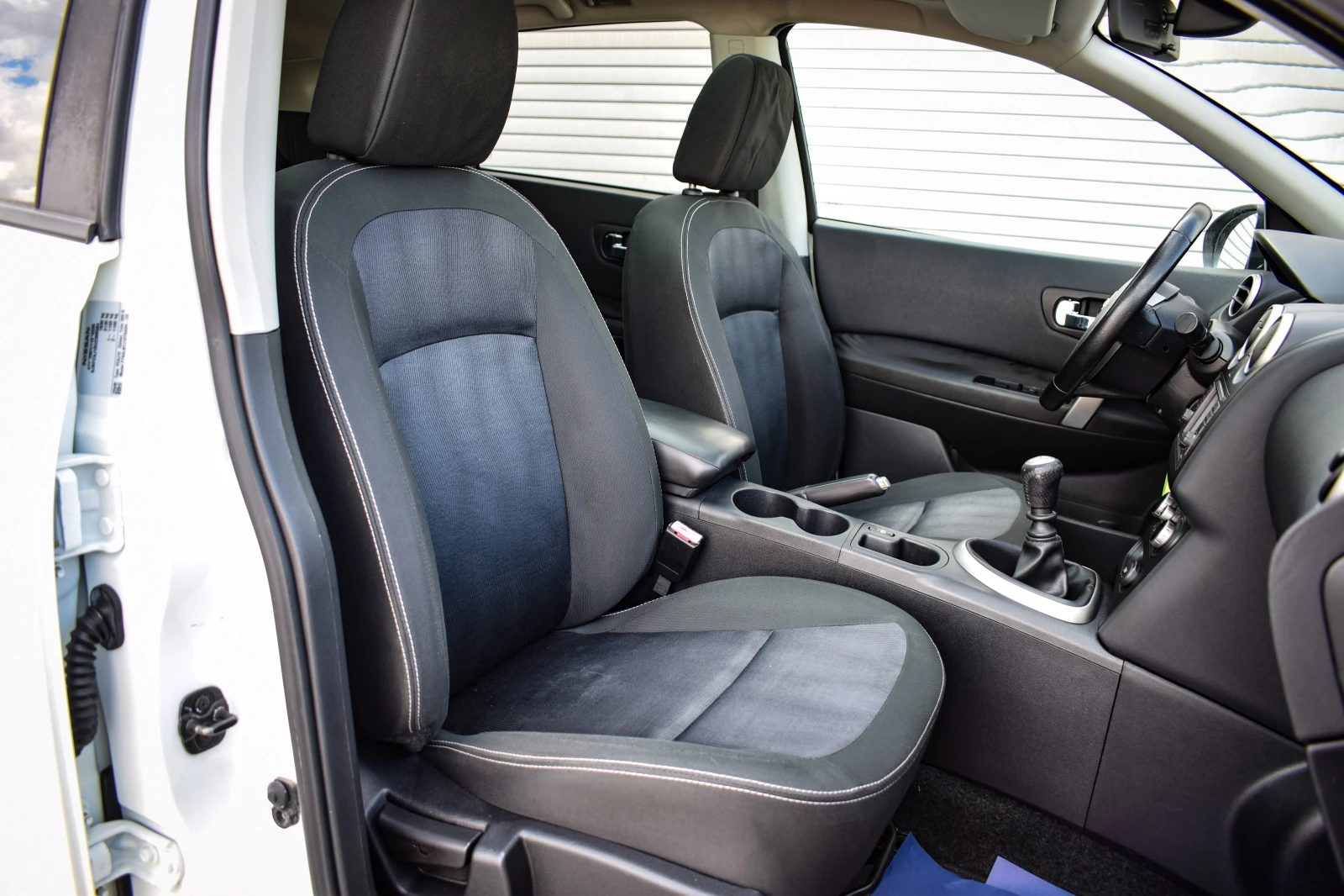 Nissan Qashqai 1.5DCI 110k.c. FACELIFT / ПАНОРАМА, снимка 13 - Автомобили и джипове - 54020447