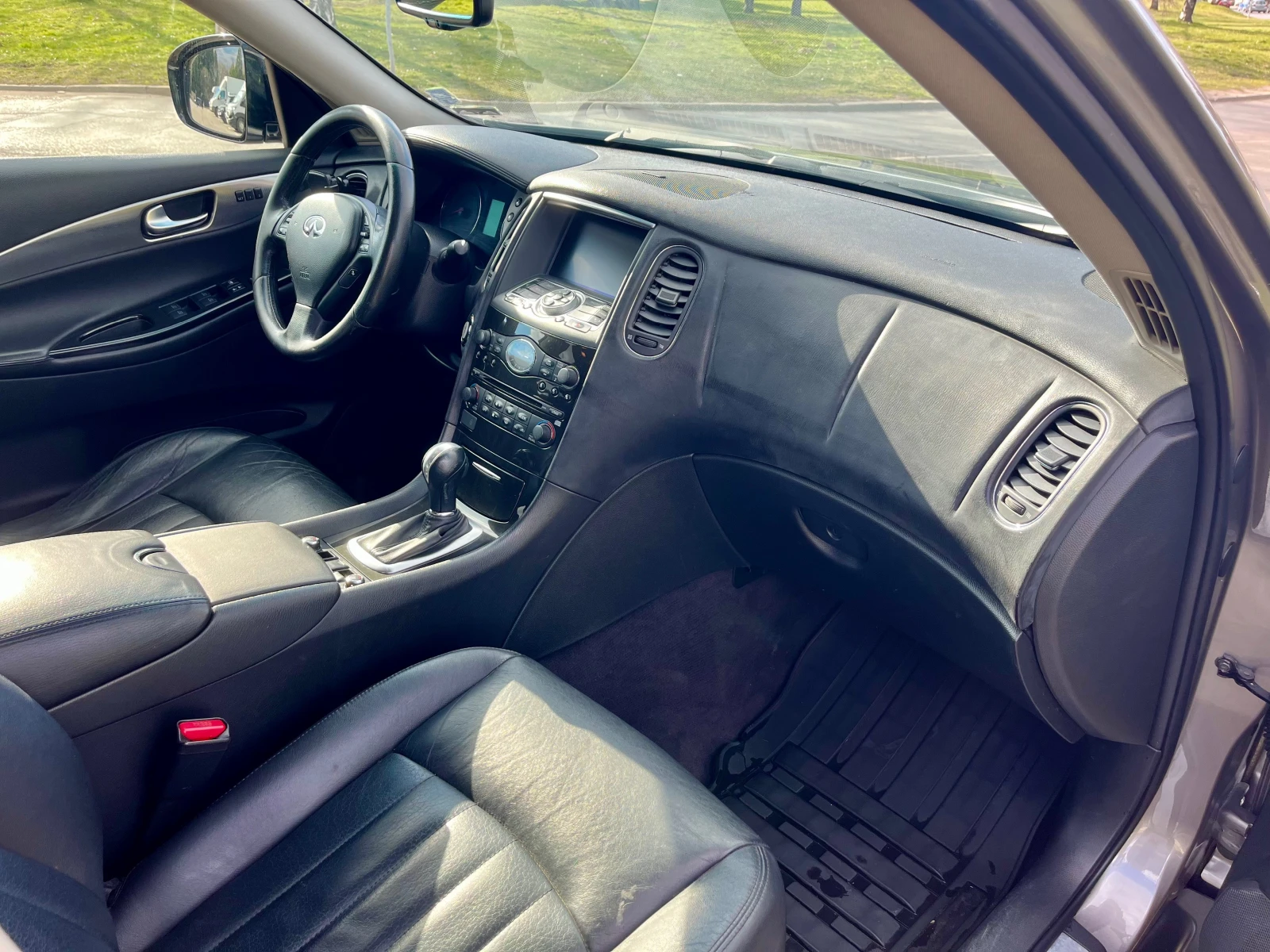 Infiniti Ex37 3.7-V6., снимка 11 - Автомобили и джипове - 54053344