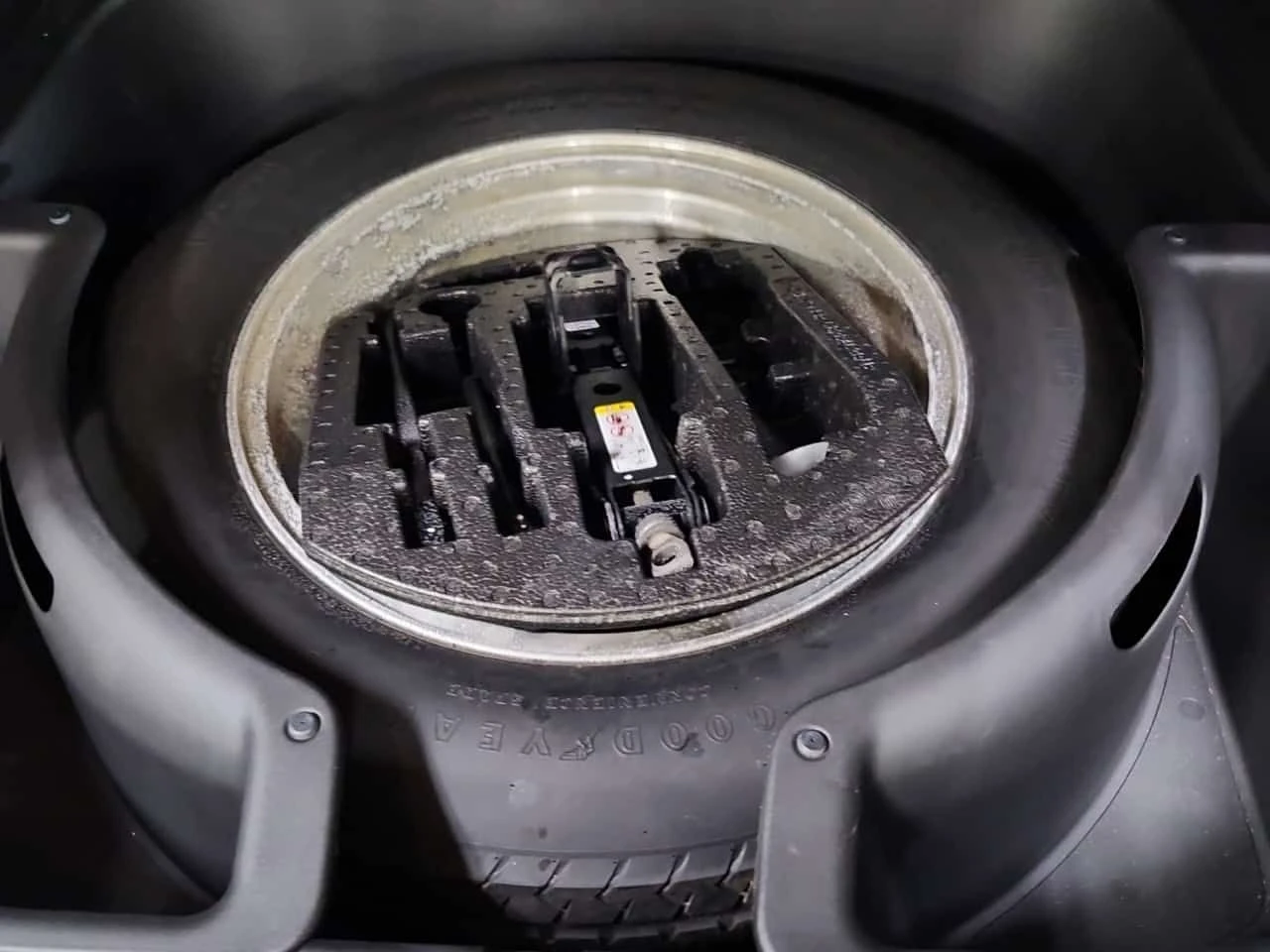 Jeep Grand cherokee  Limited /CARFAX/Панорама/Подгрев/Обдух/2 Ключа, снимка 14 - Автомобили и джипове - 54128702