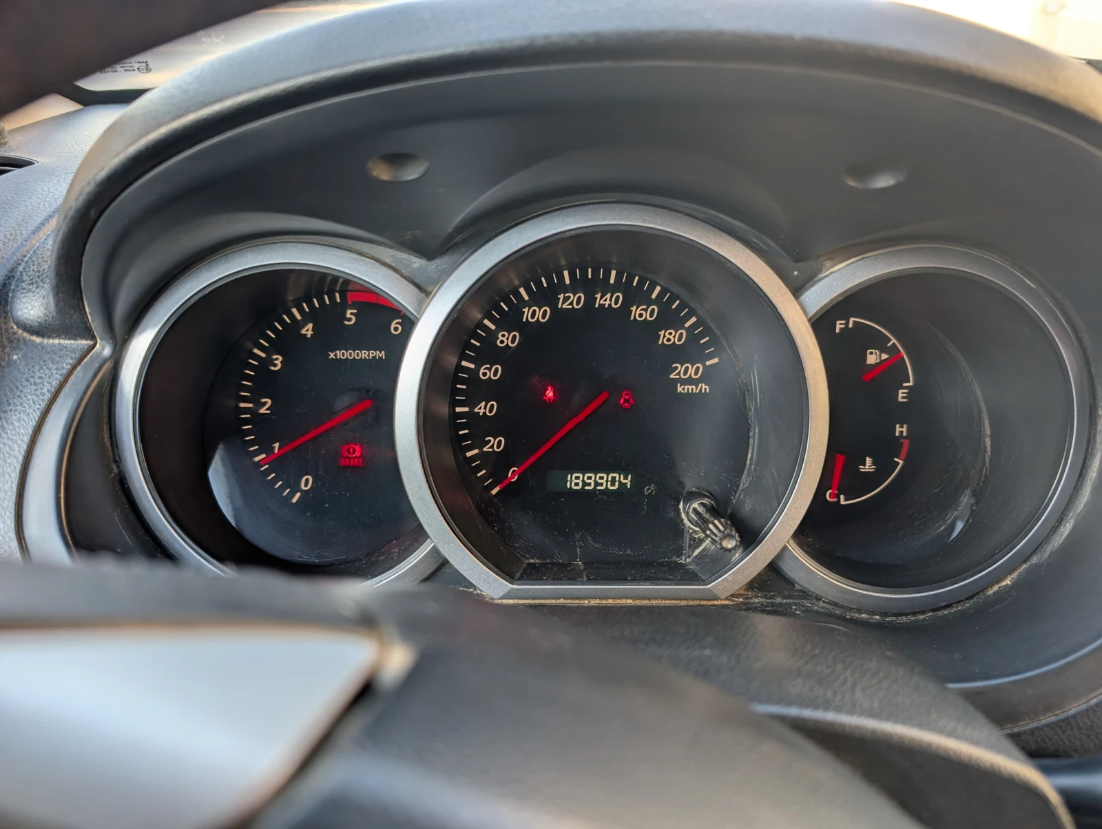 Suzuki Grand vitara, снимка 10 - Автомобили и джипове - 54308200