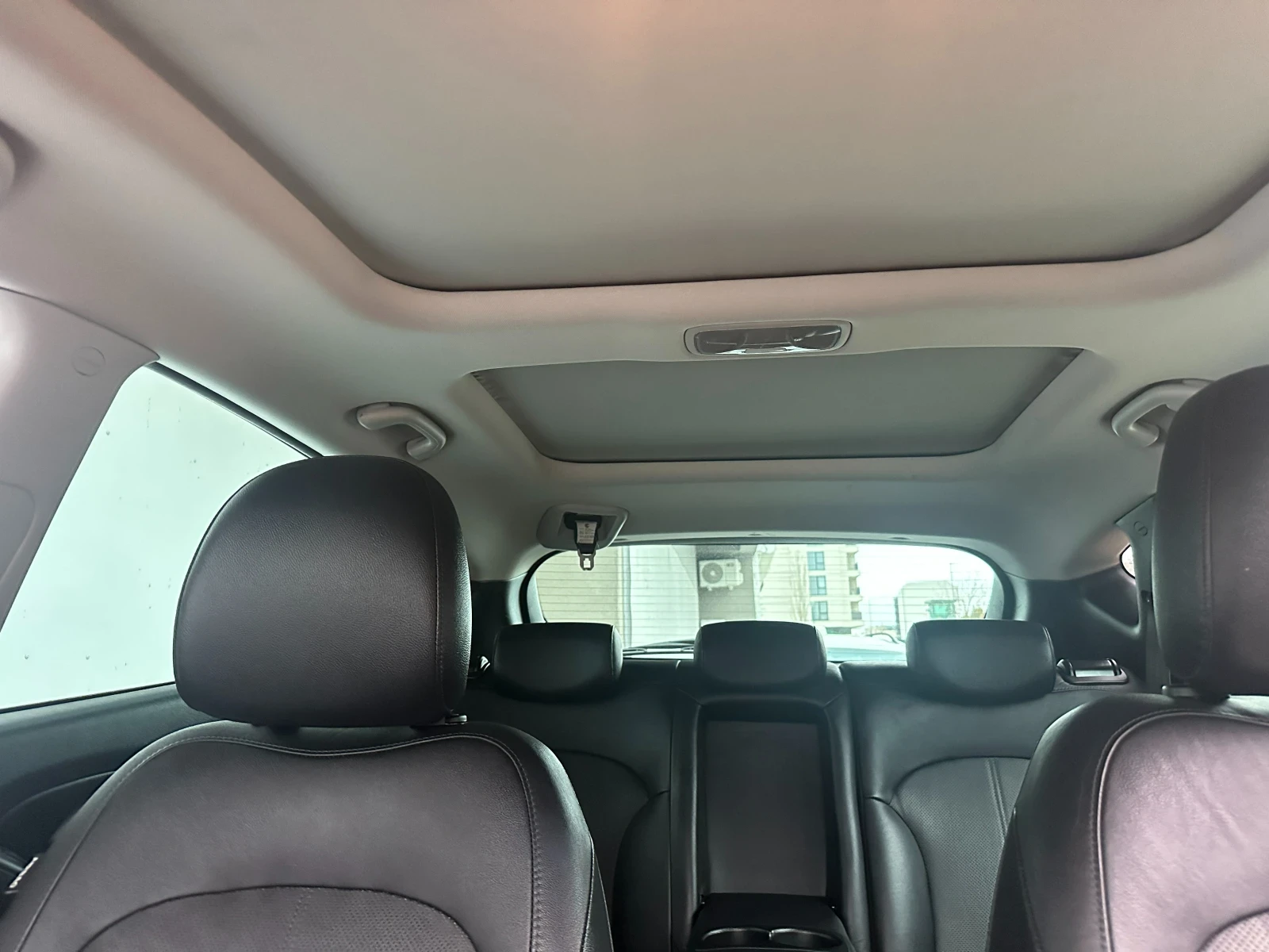 Hyundai IX35 CRDI, снимка 4 - Автомобили и джипове - 55174701