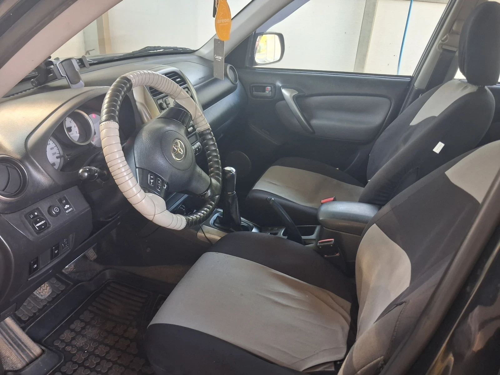 Toyota Rav4, снимка 3 - Автомобили и джипове - 56059397