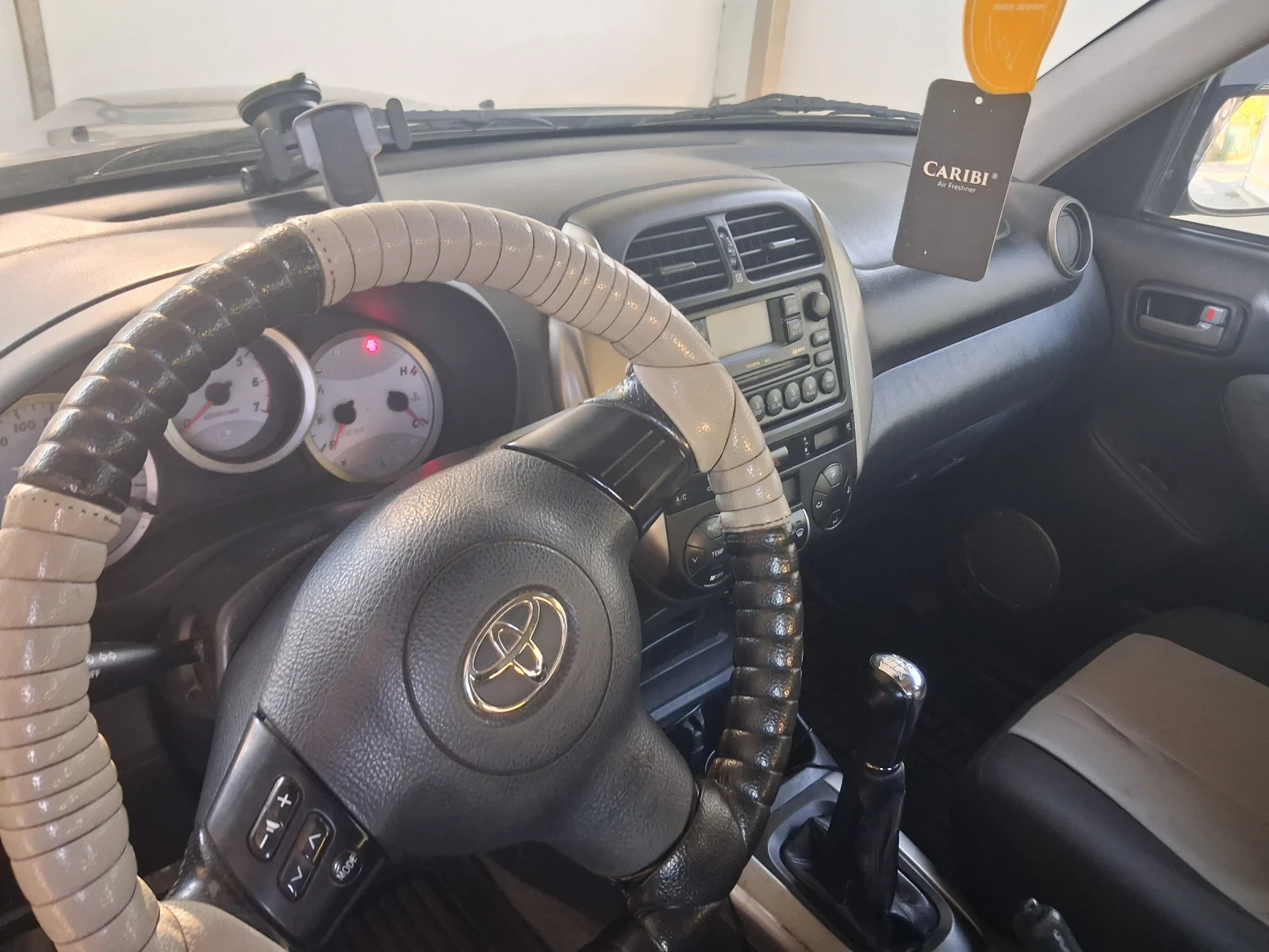 Toyota Rav4, снимка 4 - Автомобили и джипове - 56059397