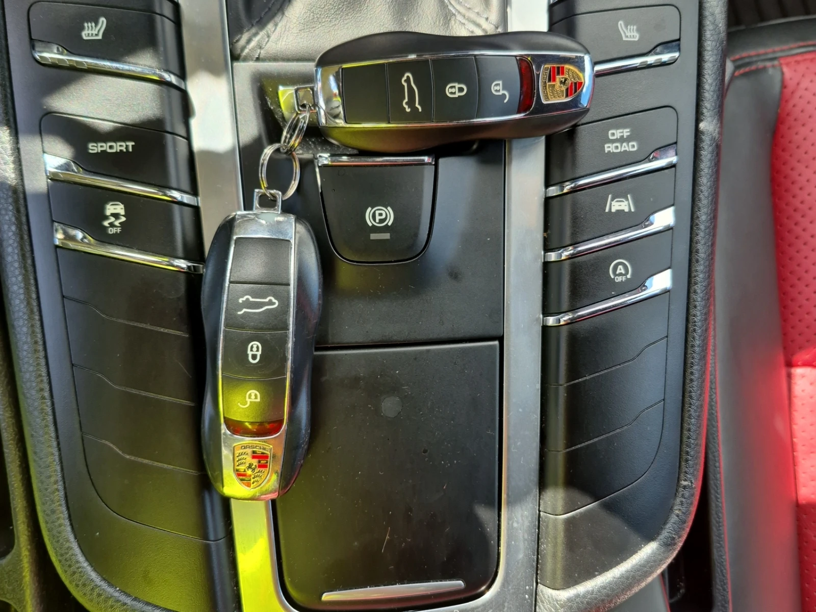 Porsche Macan AWD* Подгрев* Панорама* Камера* , снимка 9 - Автомобили и джипове - 56217551
