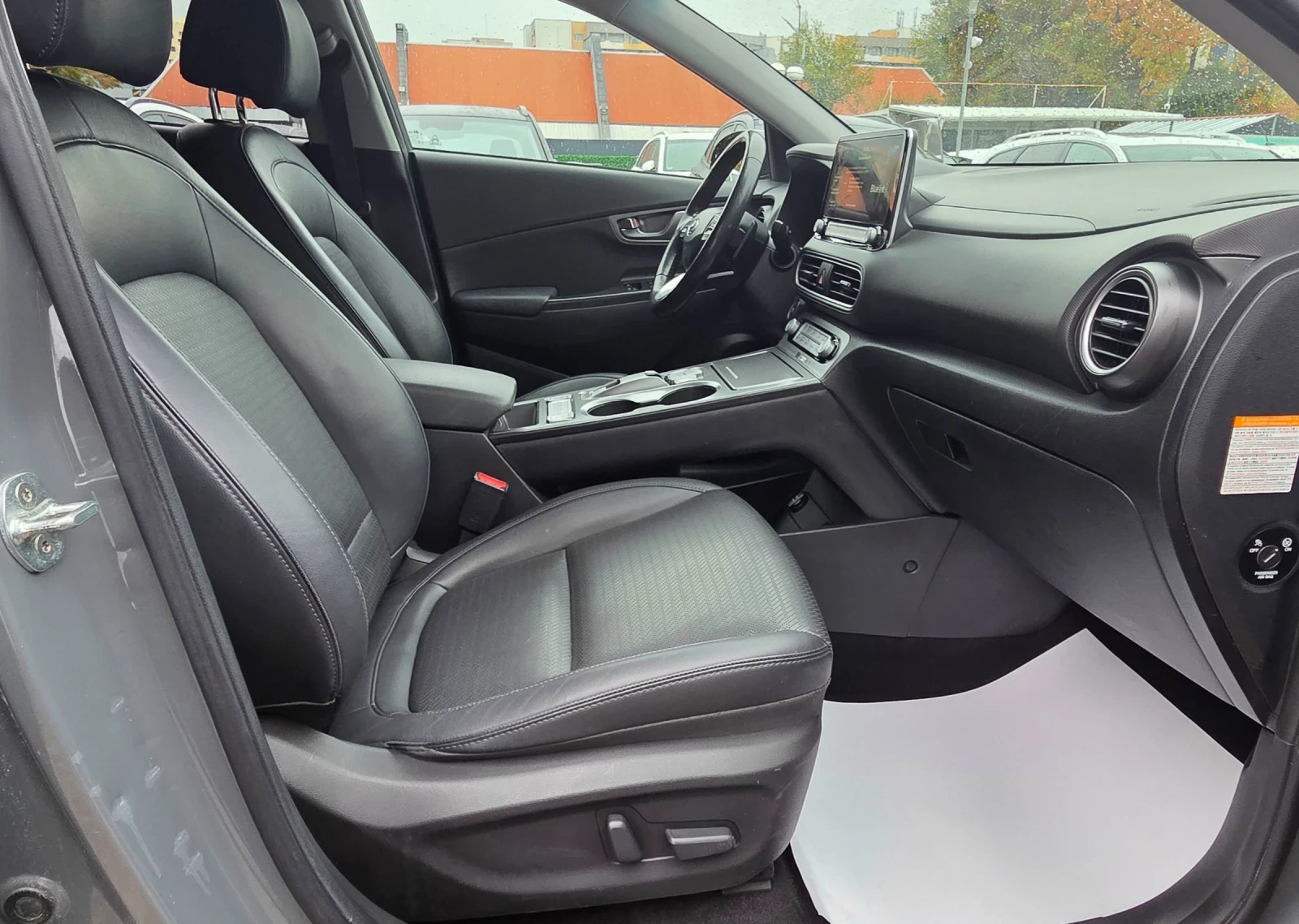 Hyundai Kona SOH100%Blue Link/Premium, снимка 10 - Автомобили и джипове - 56734166