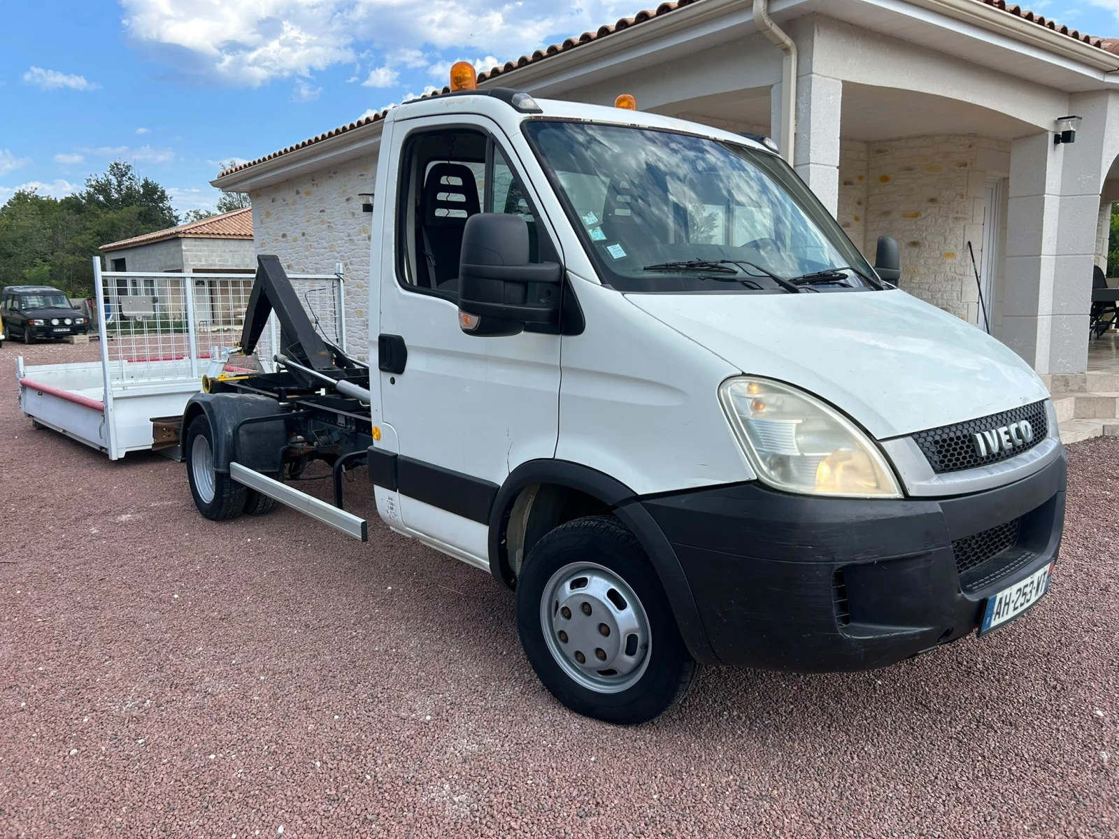 Iveco 35c15 САМОСВАЛ * МУЛТИЛИФТ, снимка 5 - Бусове и автобуси - 55966771