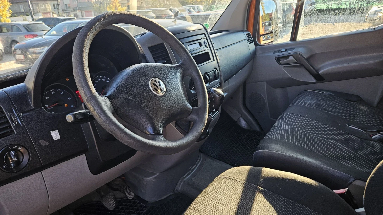 VW Crafter 2.5 TDI, снимка 10 - Бусове и автобуси - 56631830
